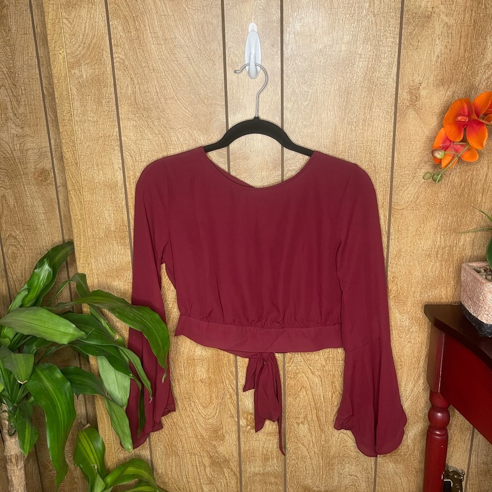 Crop top color Red Wine size small !